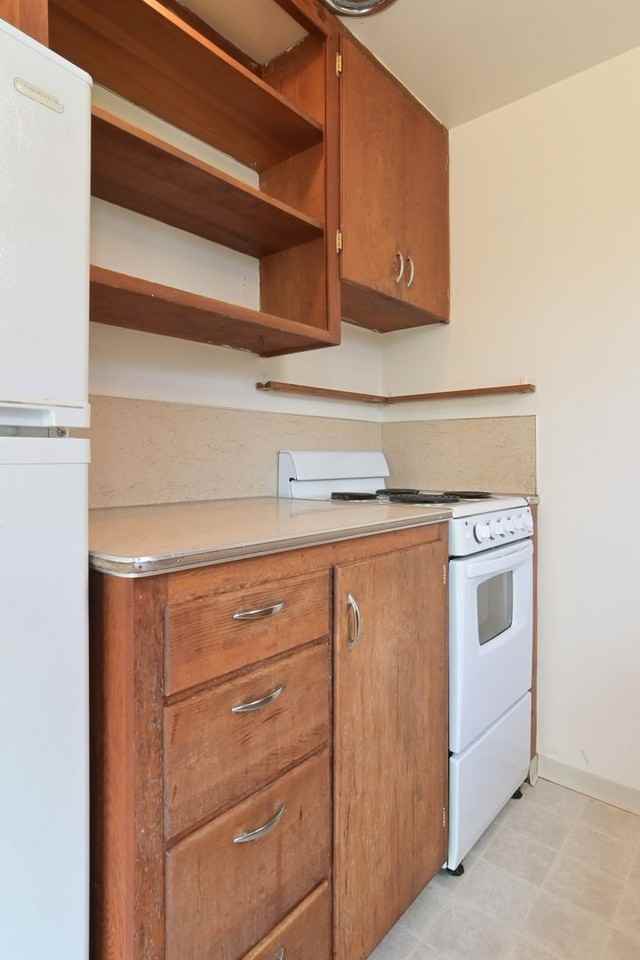 Onyx Apartments - Photo 7 of 25