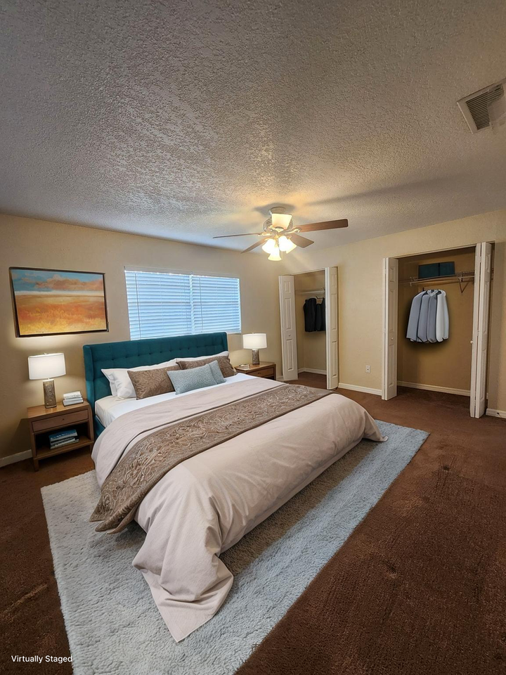 942 Kings Post Rd - Photo 6 of 29