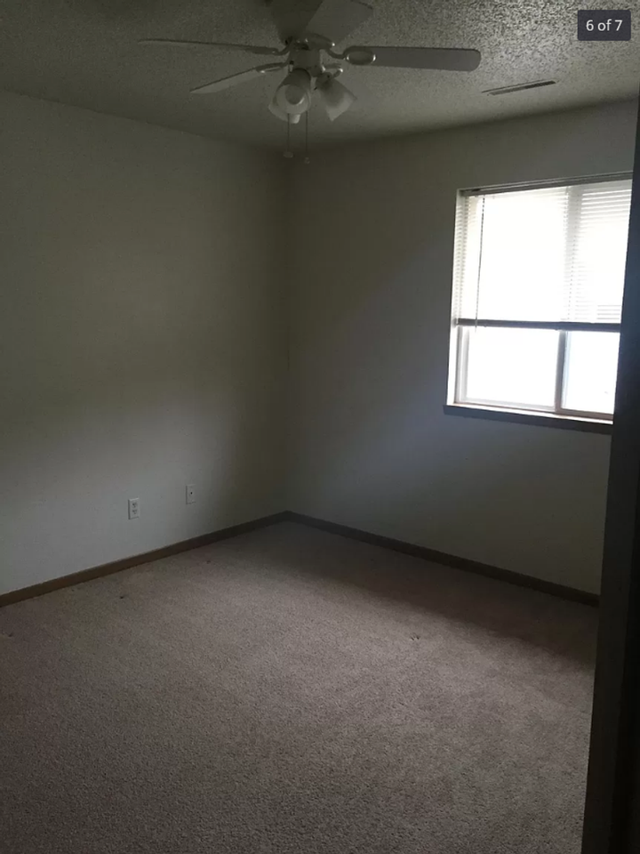 Penn Village - Photo 5 of 6