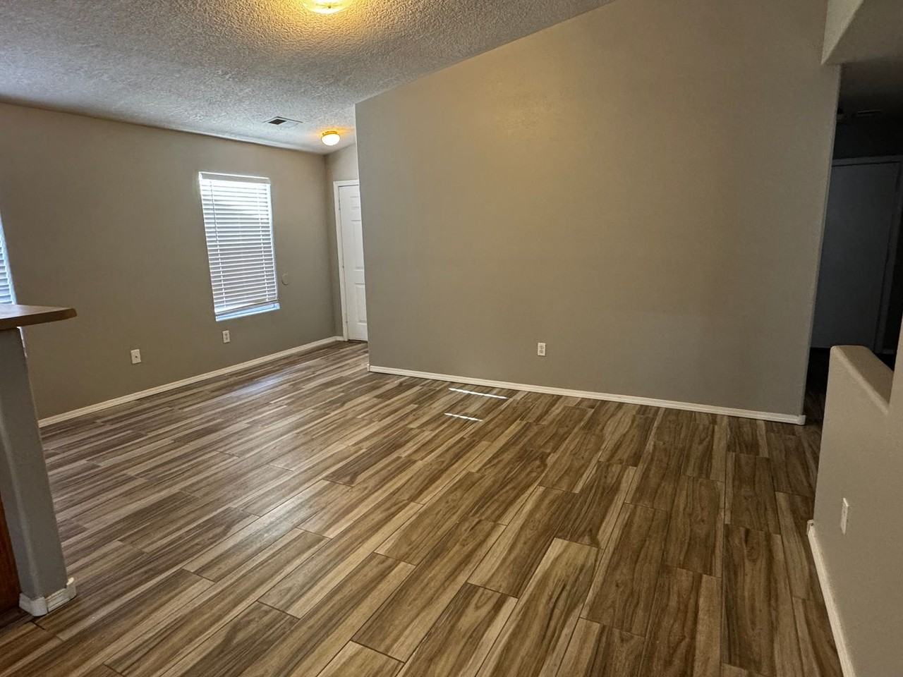 2108 Canter St Sw - Photo 4 of 12