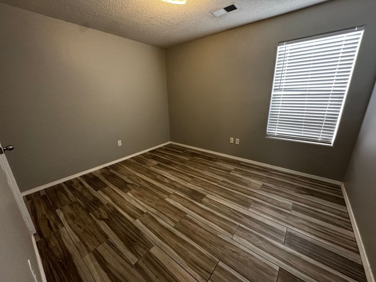 2108 Canter St Sw - Photo 6 of 12