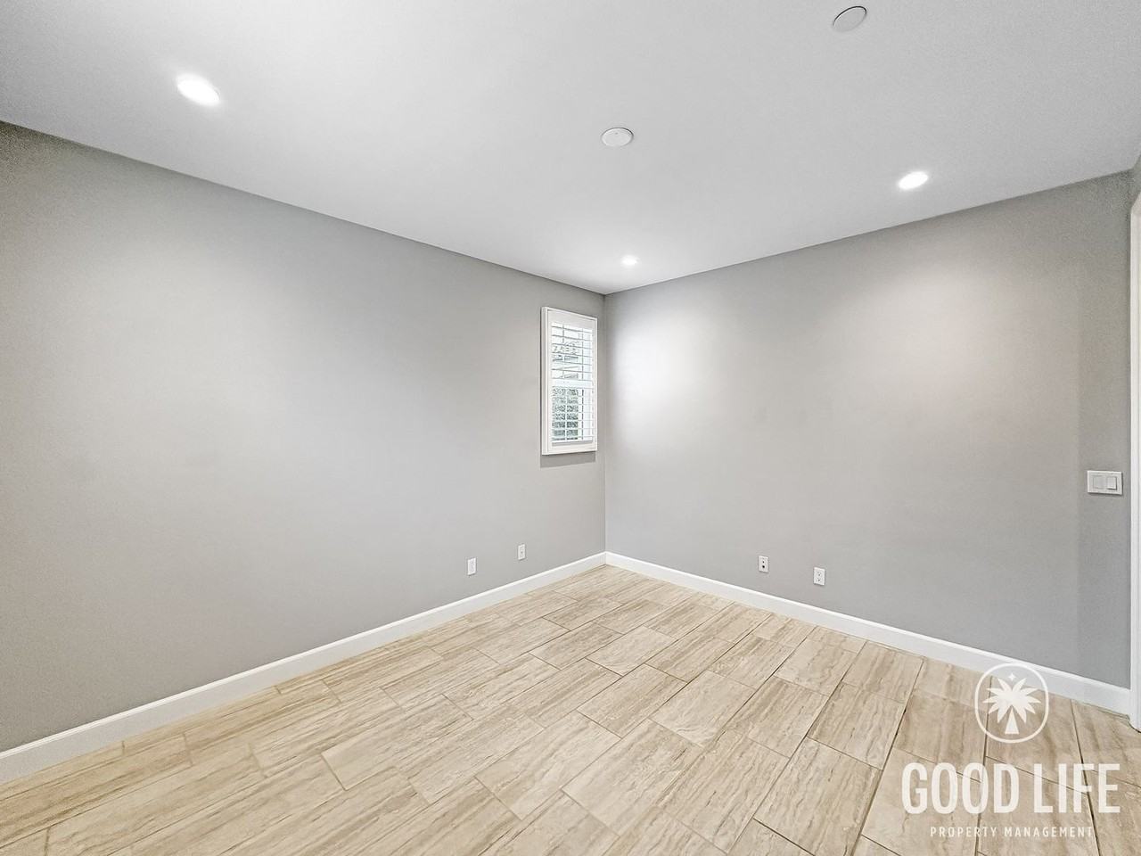 130 Hargrove - Photo 4 of 50