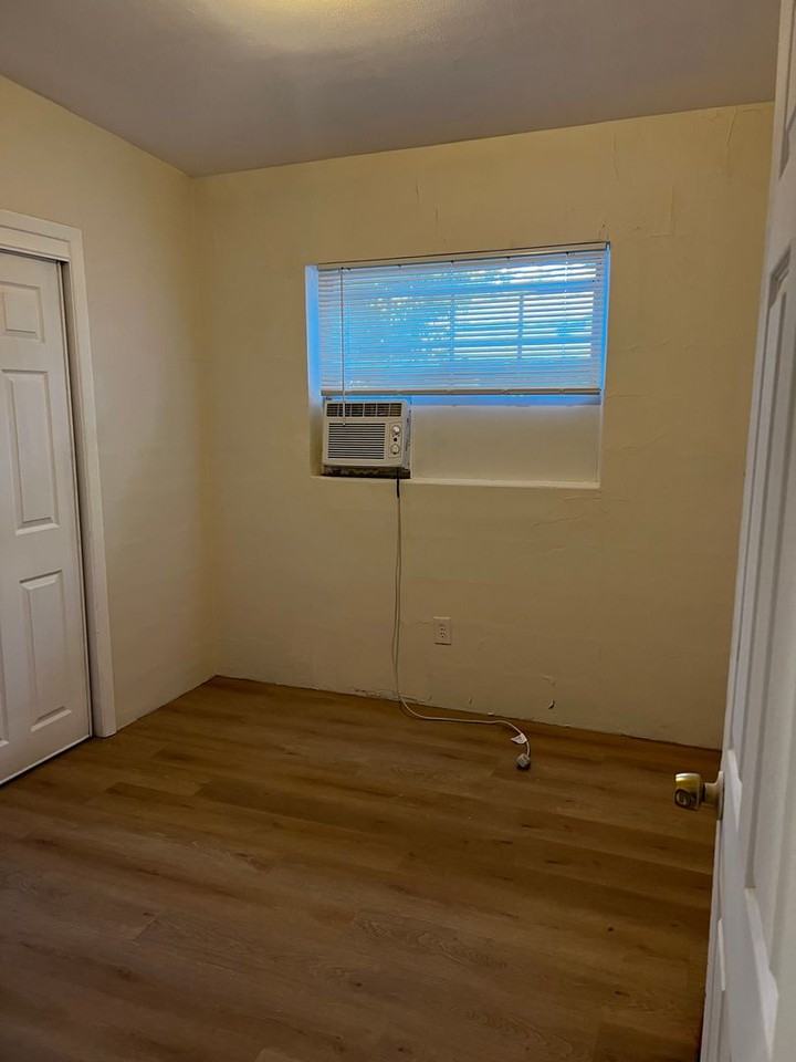 2200 Page Ave - Photo 7 of 12