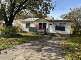 featured image of 2210 Vine St