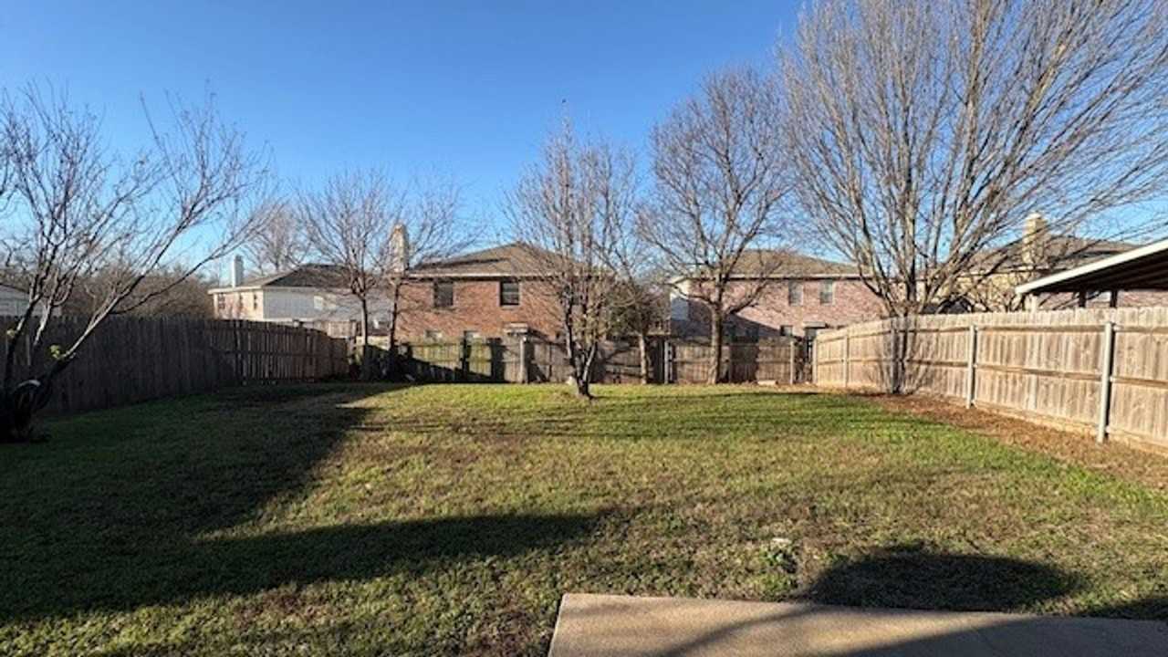 2923 Barberini Dr - Photo 2 of 18