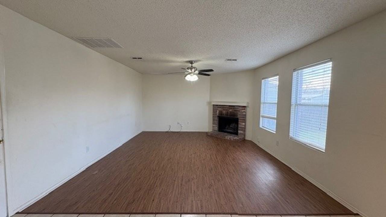 2923 Barberini Dr - Photo 6 of 18