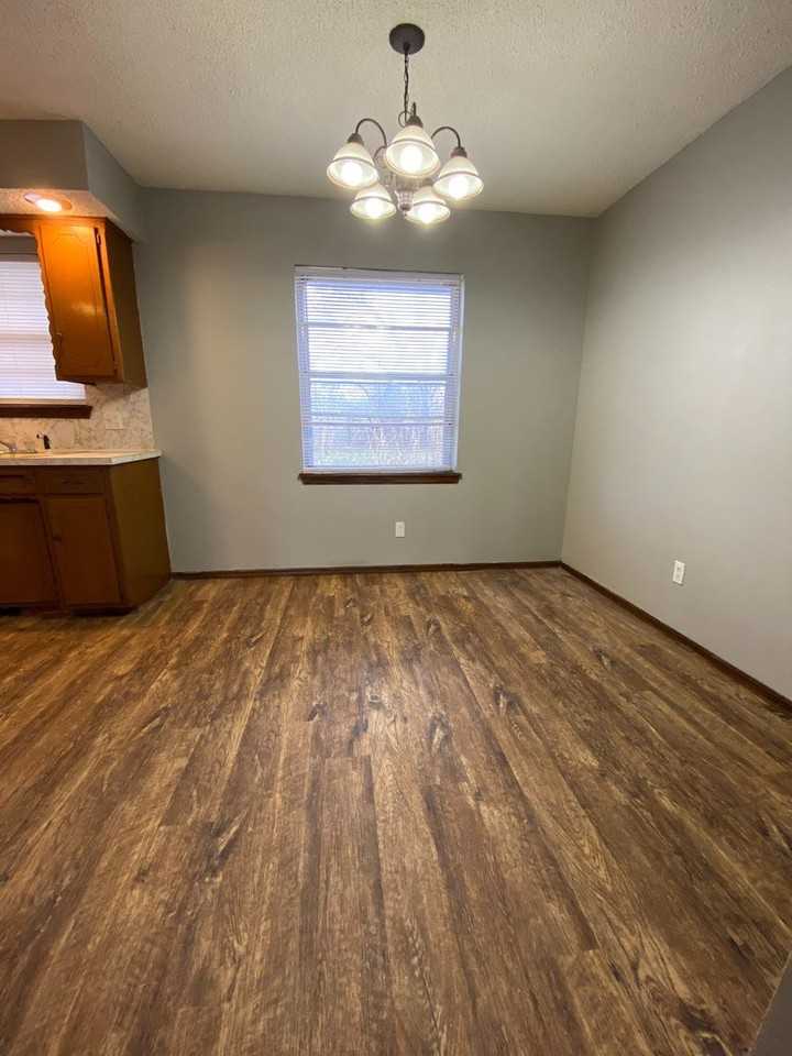 1308 E Cypress Ave - Photo 4 of 7