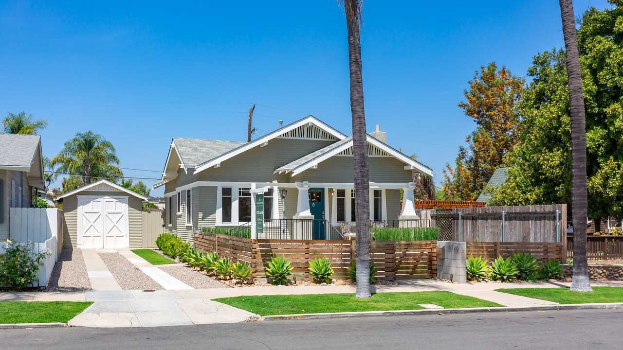 4726 Vista St - Photo 3 of 34