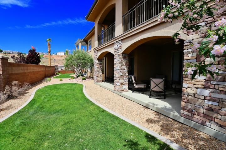 810 S Dixie Dr #1012 - Photo 5 of 21