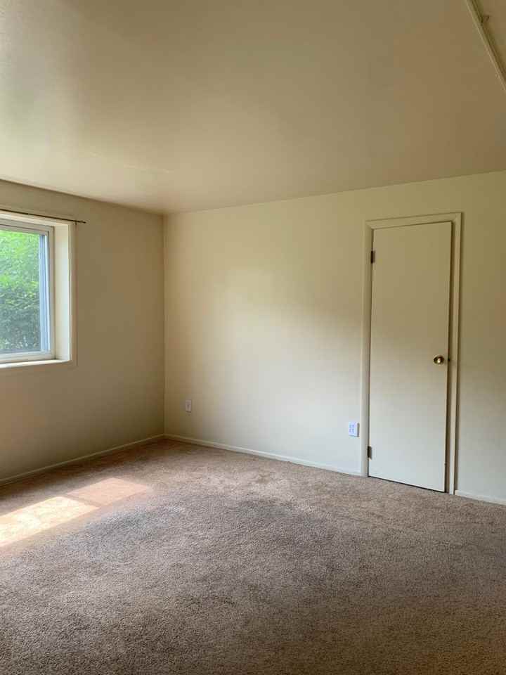 1841 Waddle Rd - Photo 2 of 9