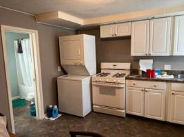 featured image of 407 N Clinton St