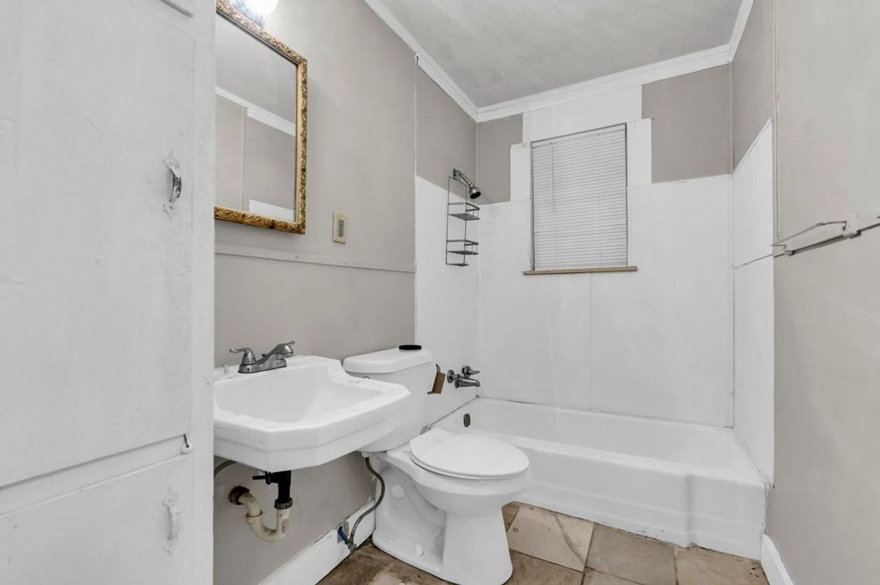 1005 Blanchard Ave - Photo 5 of 8