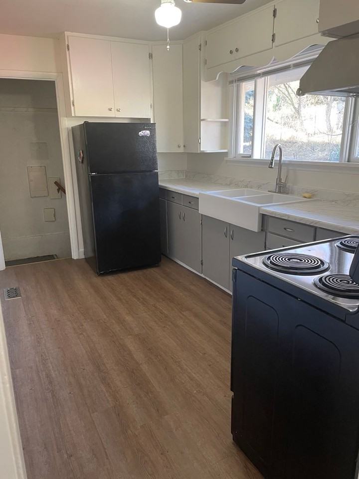 539 Sw 6th St - Photo 3 of 26