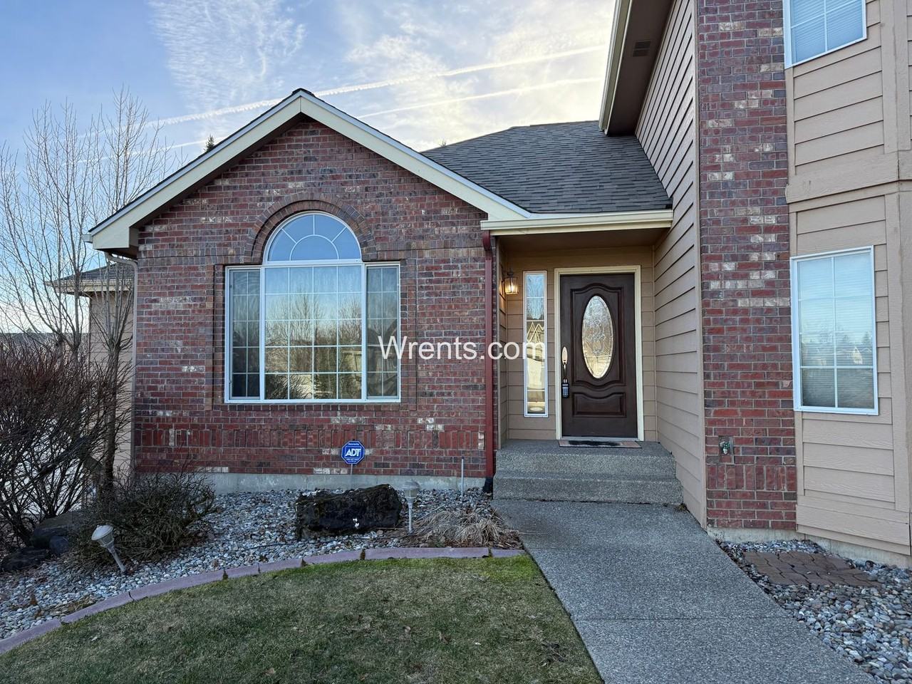 2311 W Carolina Ct - Photo 2 of 36