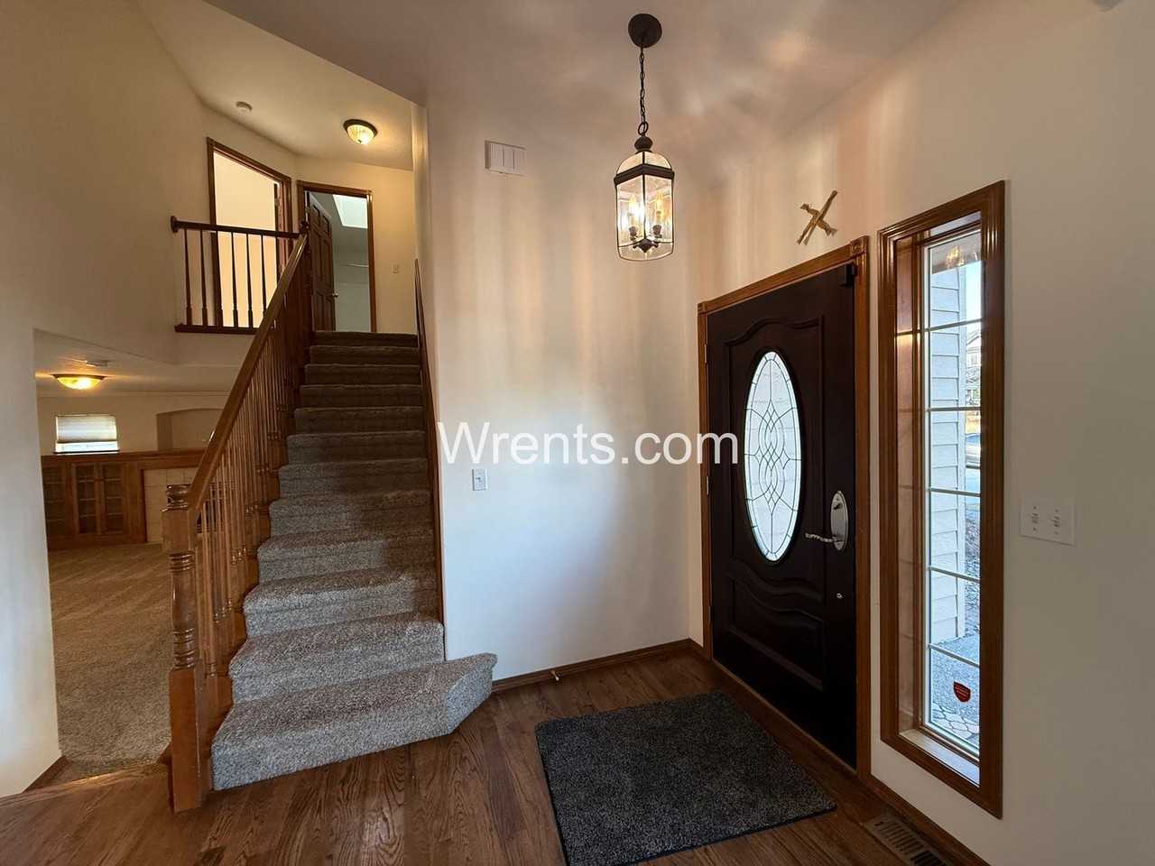 2311 W Carolina Ct - Photo 4 of 36