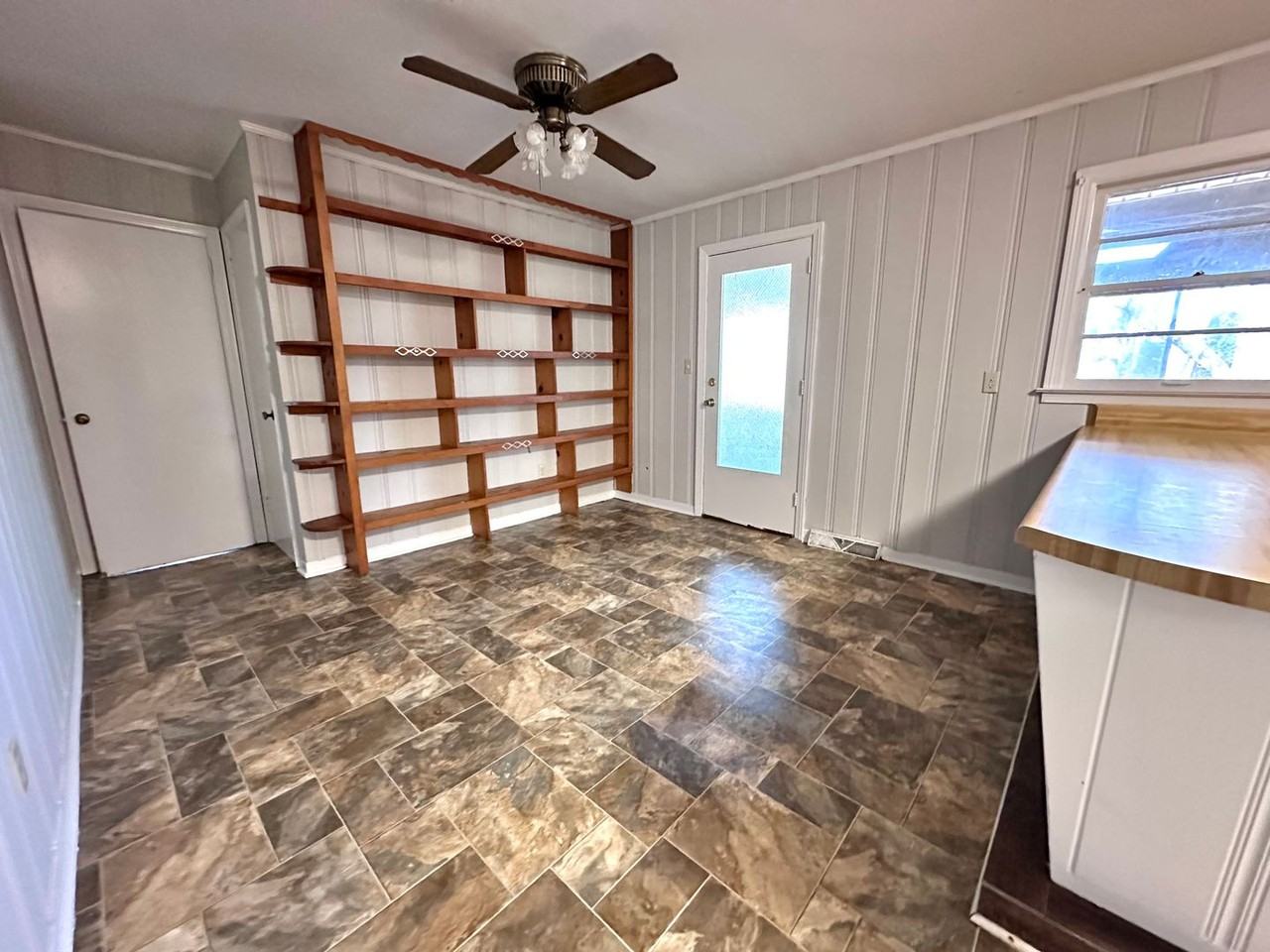 108 Benton Dr Nw - Photo 6 of 13