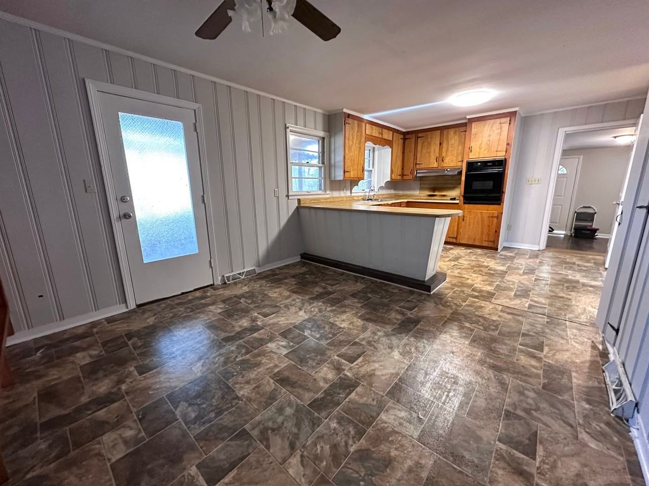 108 Benton Dr Nw - Photo 7 of 13