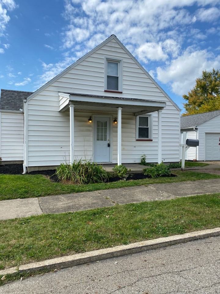 422 Churchill Rd - Photo 3 of 15