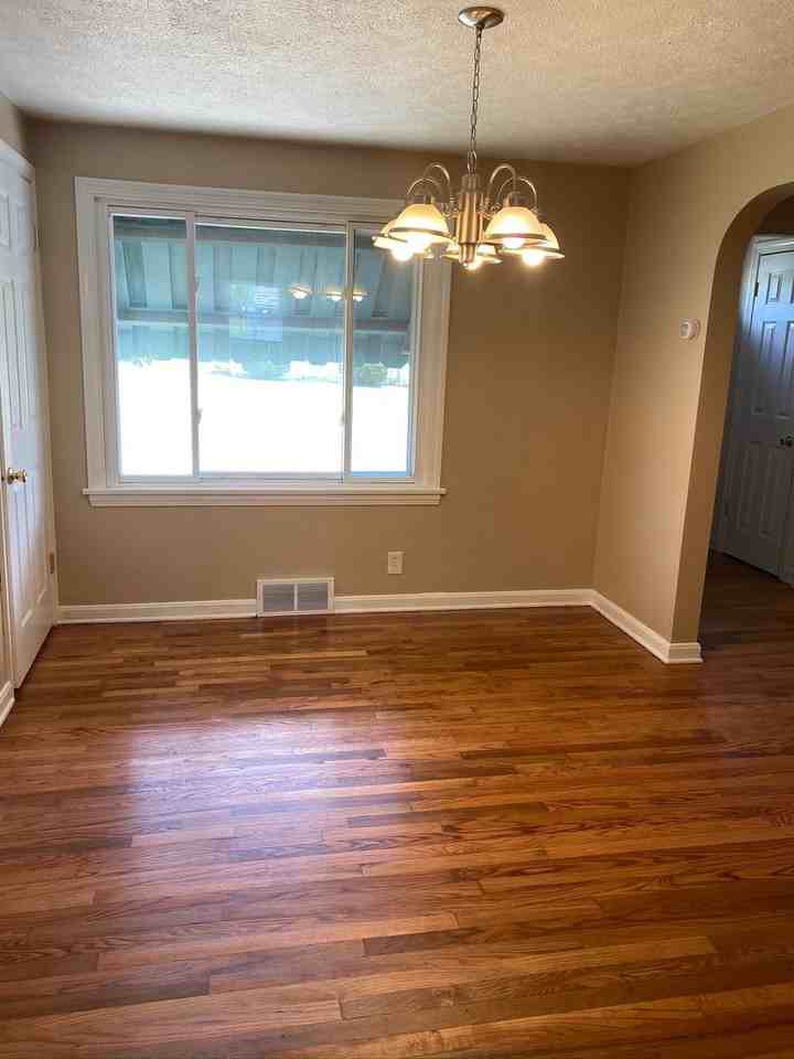 422 Churchill Rd - Photo 6 of 15