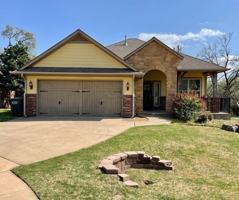 featured image of 3608 Oakridge Cir