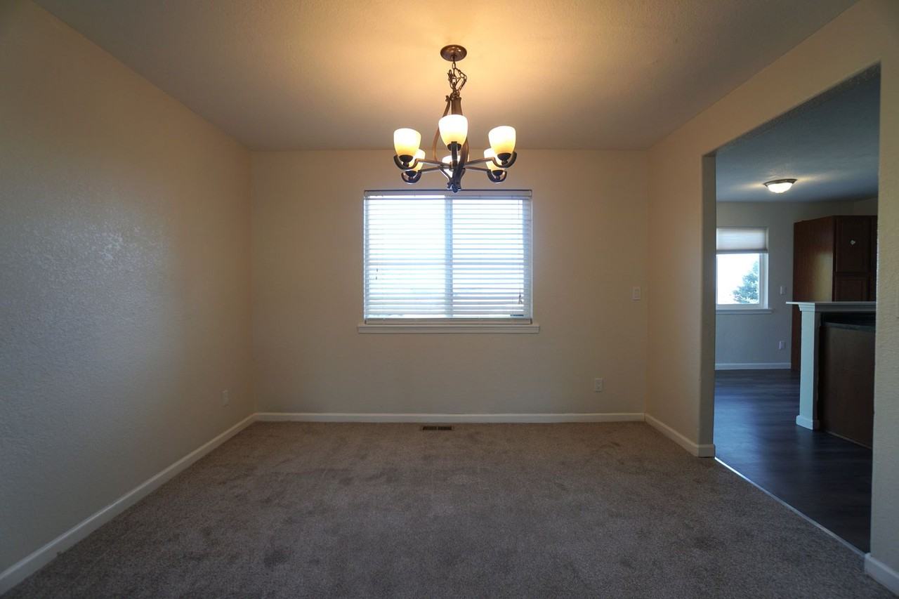 7273 Banberry Dr - Photo 5 of 29