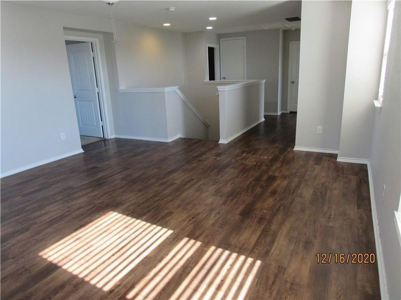 110 Carrington St - Photo 7 of 7