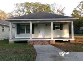 3706 37th Ave - Photo 1 of 1