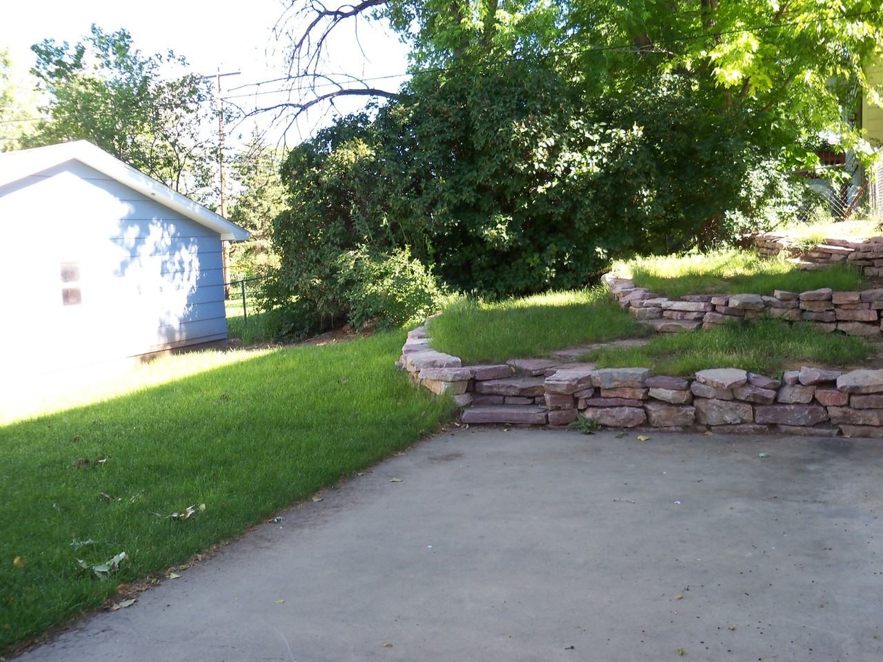 2117 Cruz Dr - Photo 2 of 10