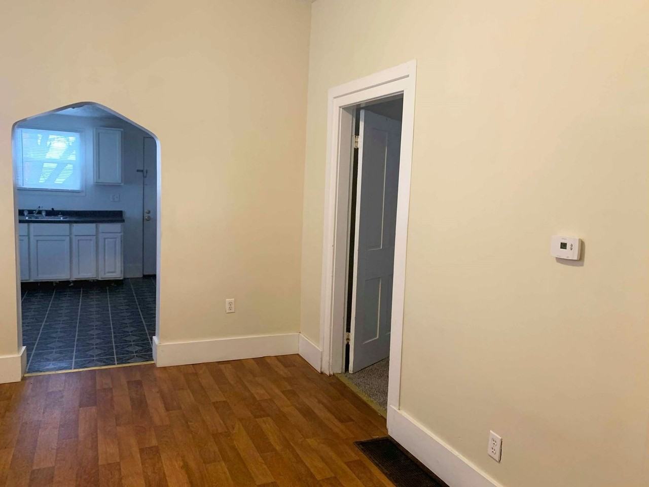 921 N 10th St - Photo 4 of 12