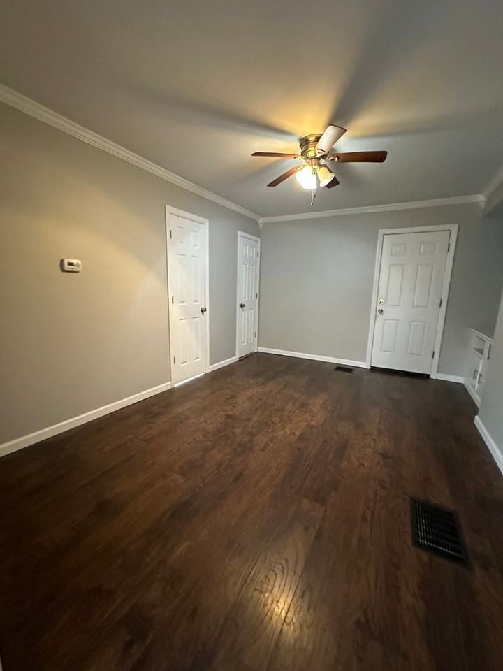 1007 Lake Ave - Photo 5 of 22