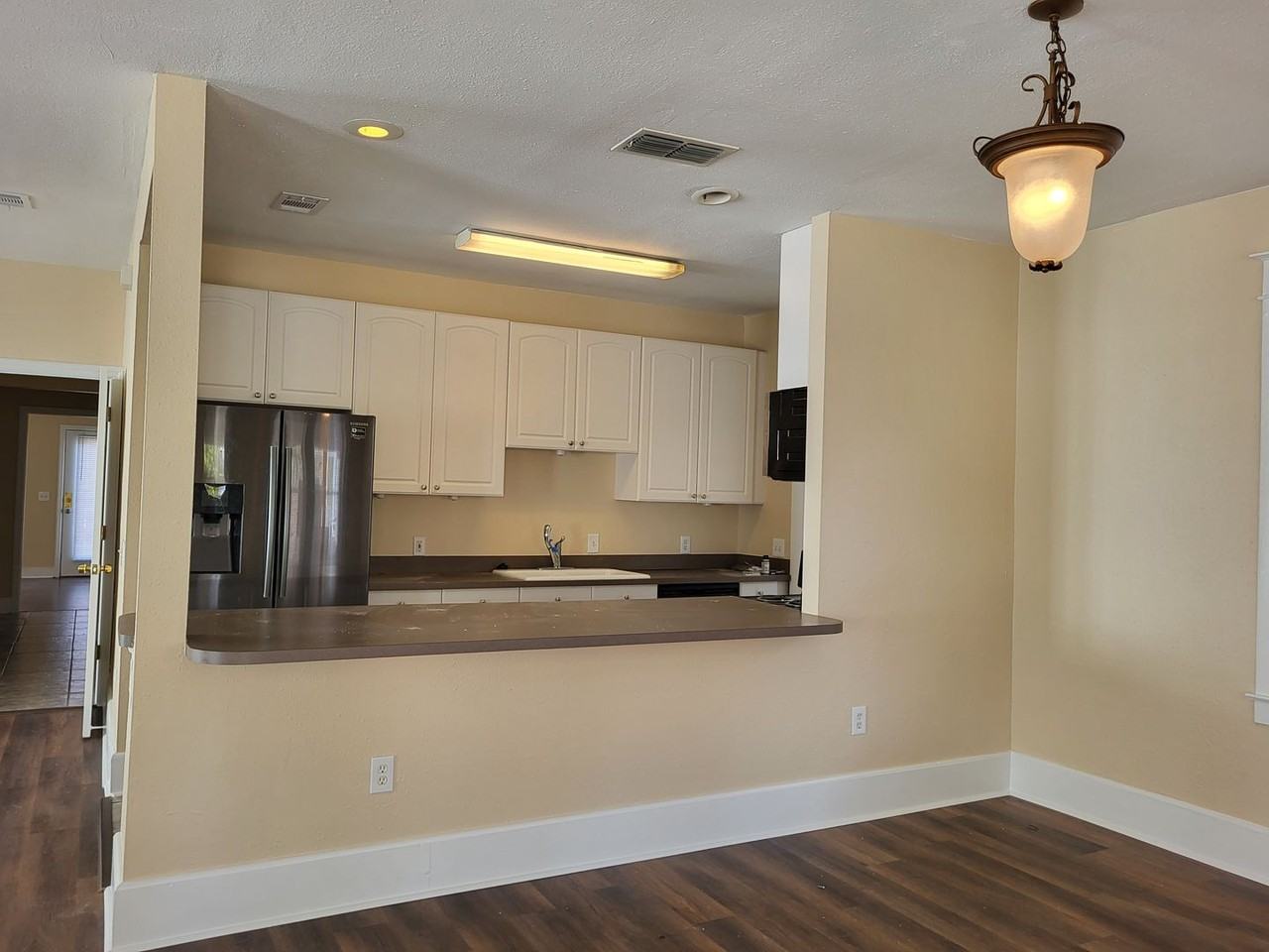 433 Ruth Ln - Photo 7 of 16