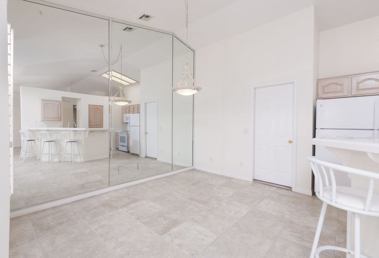 584 Duchess Ln - Photo 6 of 17