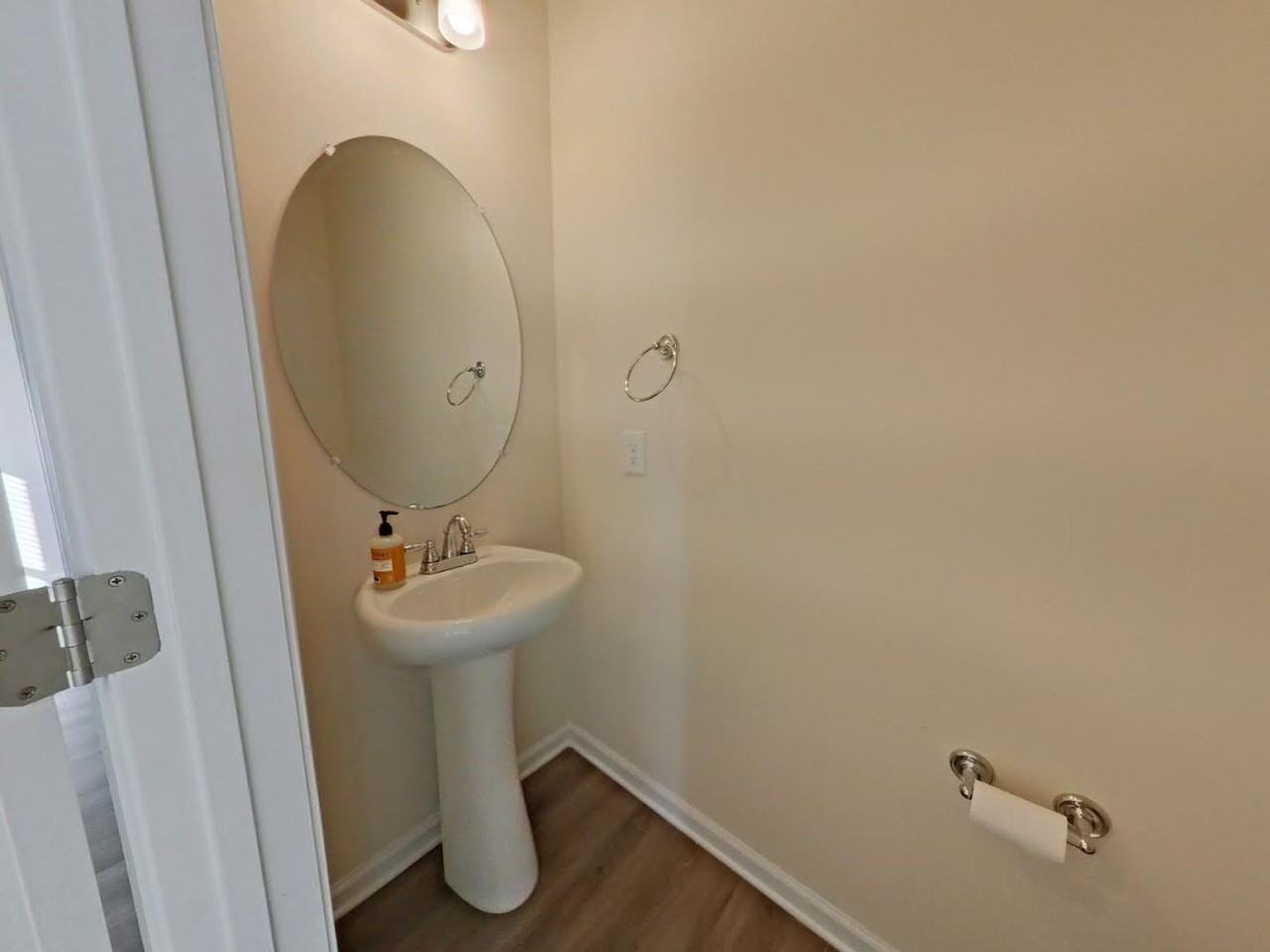 518 Count Fleet Ct - Photo 4 of 29
