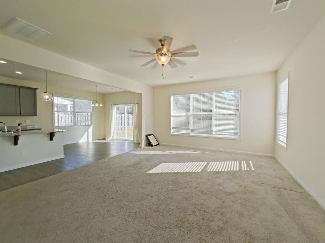 518 Count Fleet Ct - Photo 7 of 29