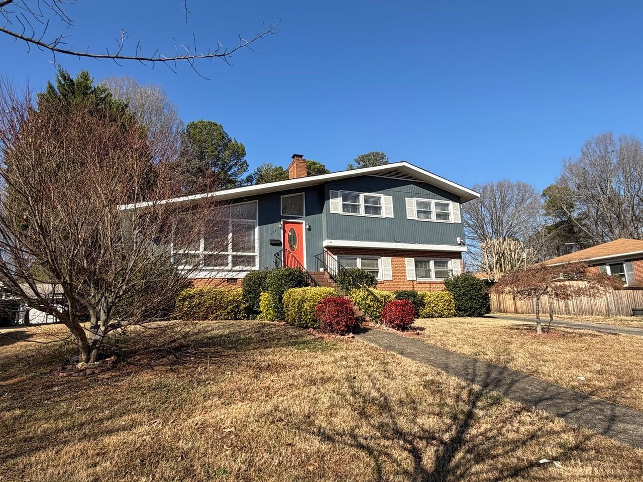 3547 Driftwood Dr - Photo 3 of 26