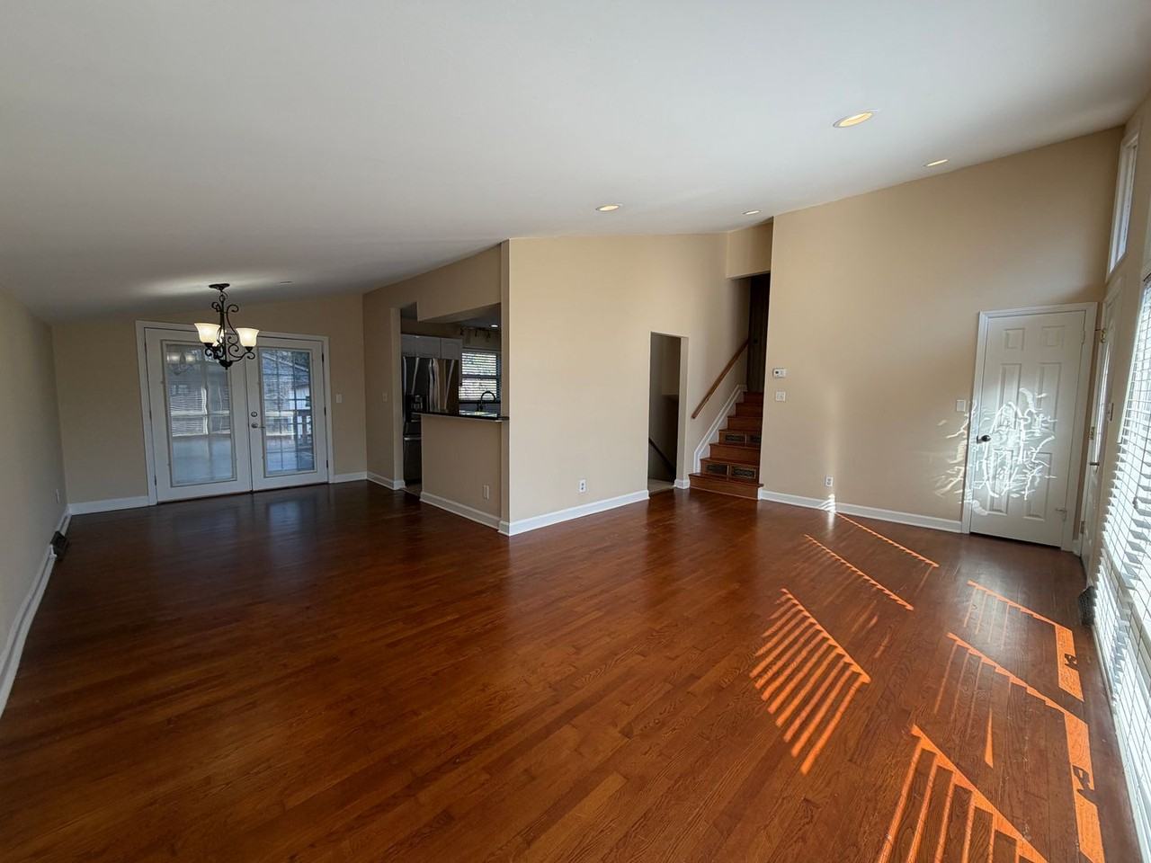 3547 Driftwood Dr - Photo 6 of 26