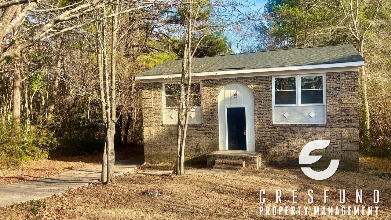 5462 Lindale Ct - Photo 2 of 18