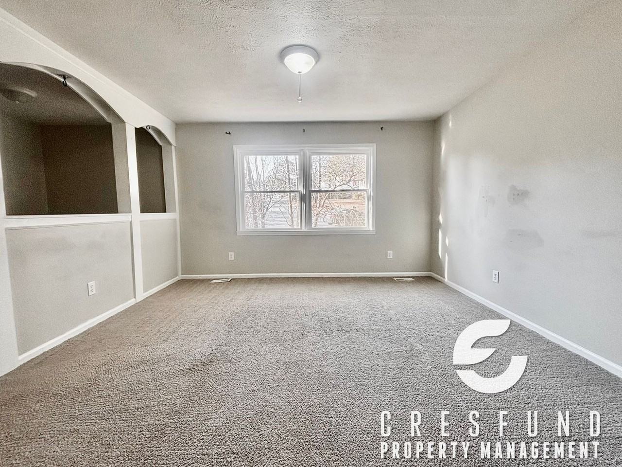 5462 Lindale Ct - Photo 7 of 18