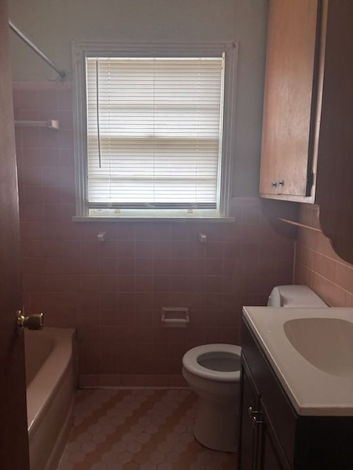 323 Sykes Rd - Photo 5 of 9