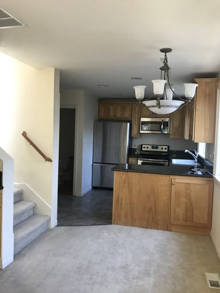 1502 N 97th St - Photo 2 of 14