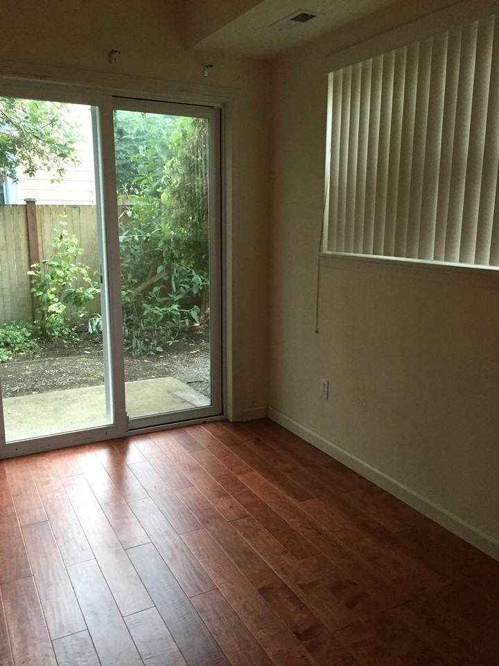 1502 N 97th St - Photo 4 of 14