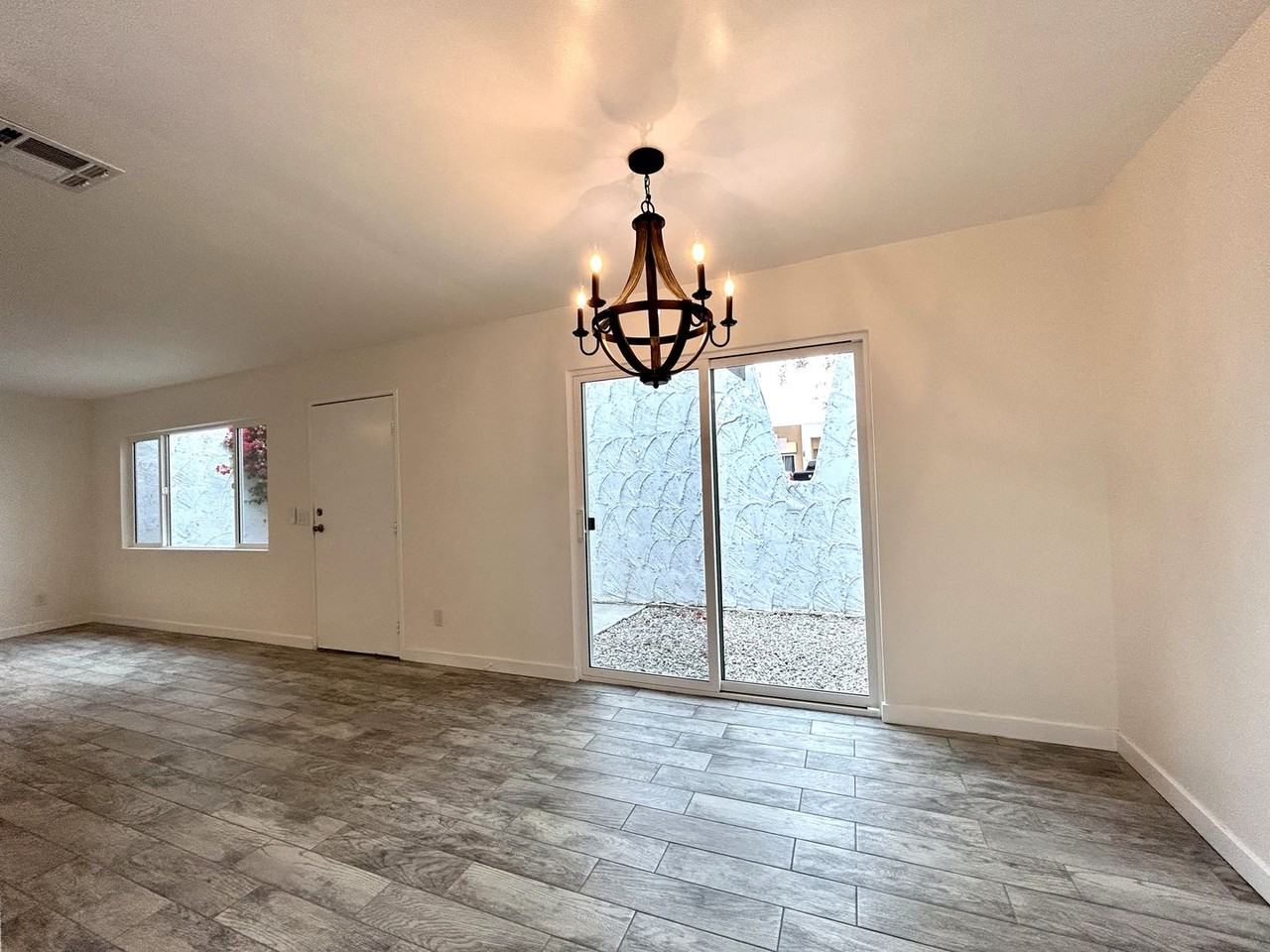 3777 E Calle De Carlos #02 - Photo 4 of 25