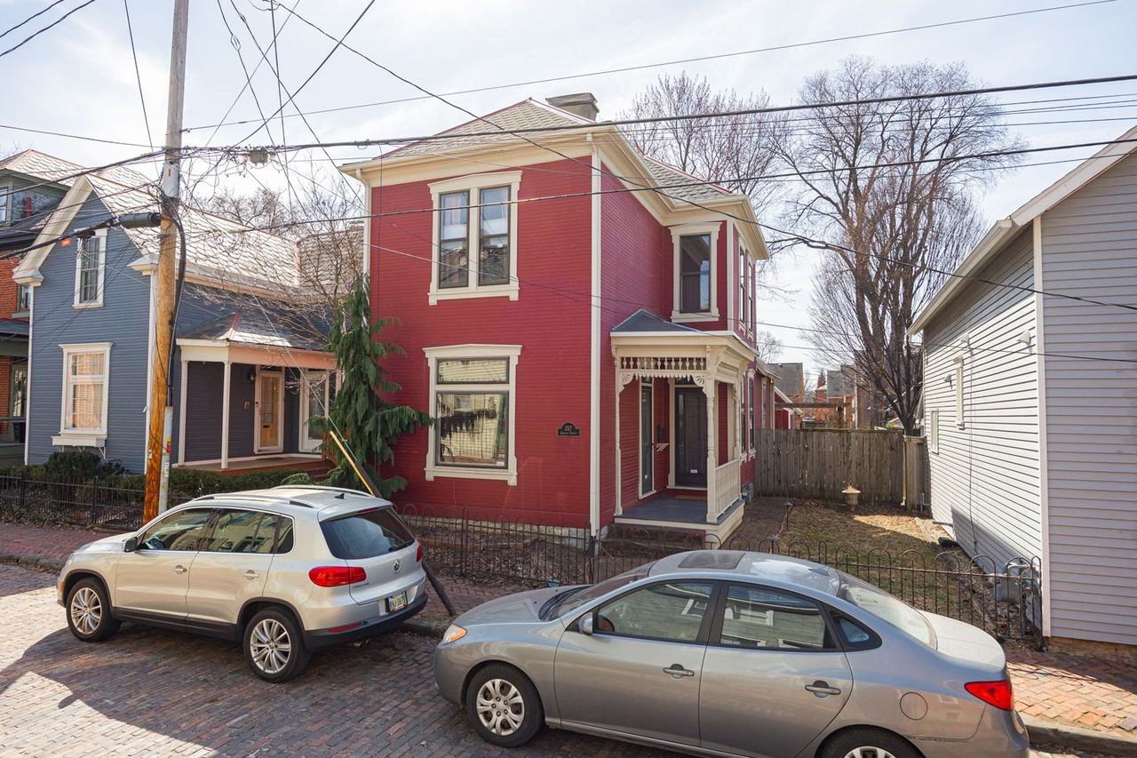 357 Jackson St - Photo 3 of 50