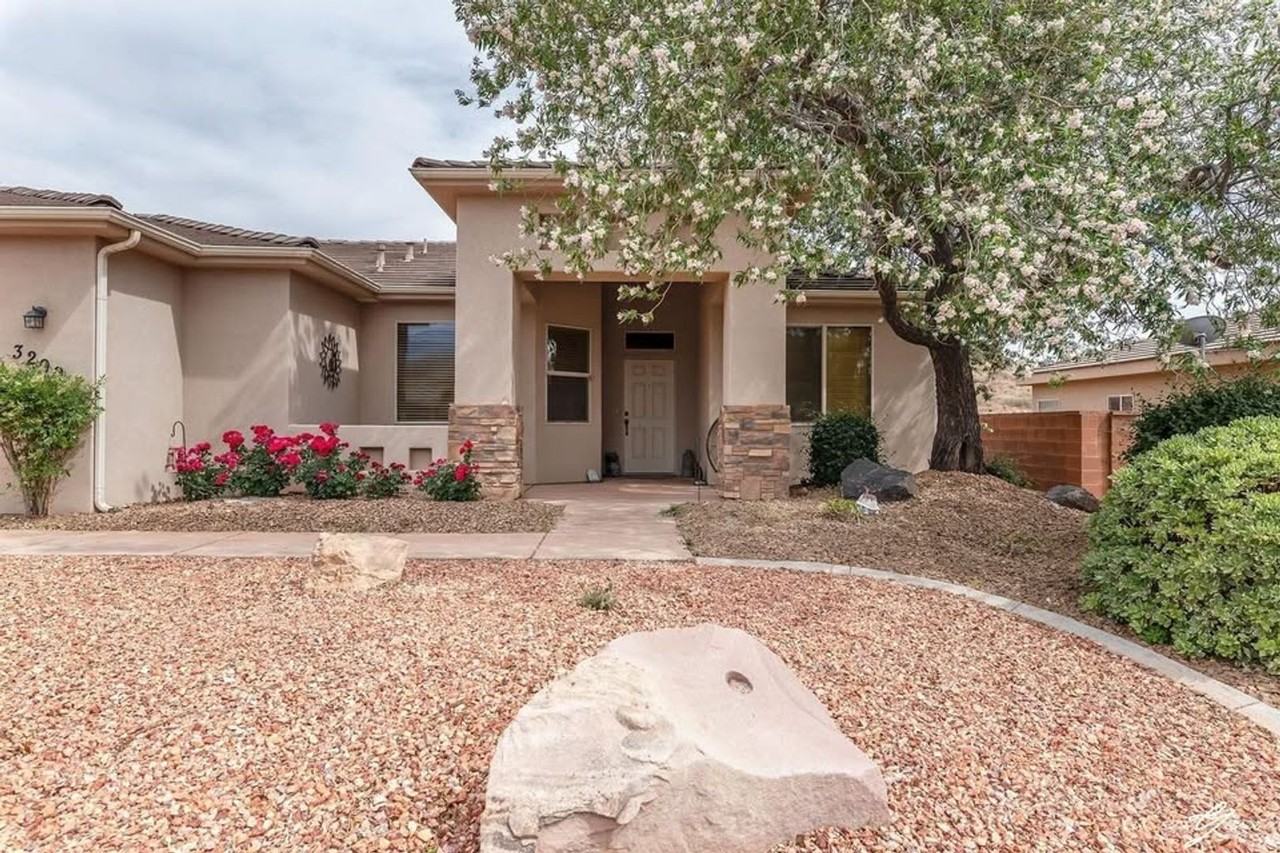 3299 W Palomar - Photo 2 of 27