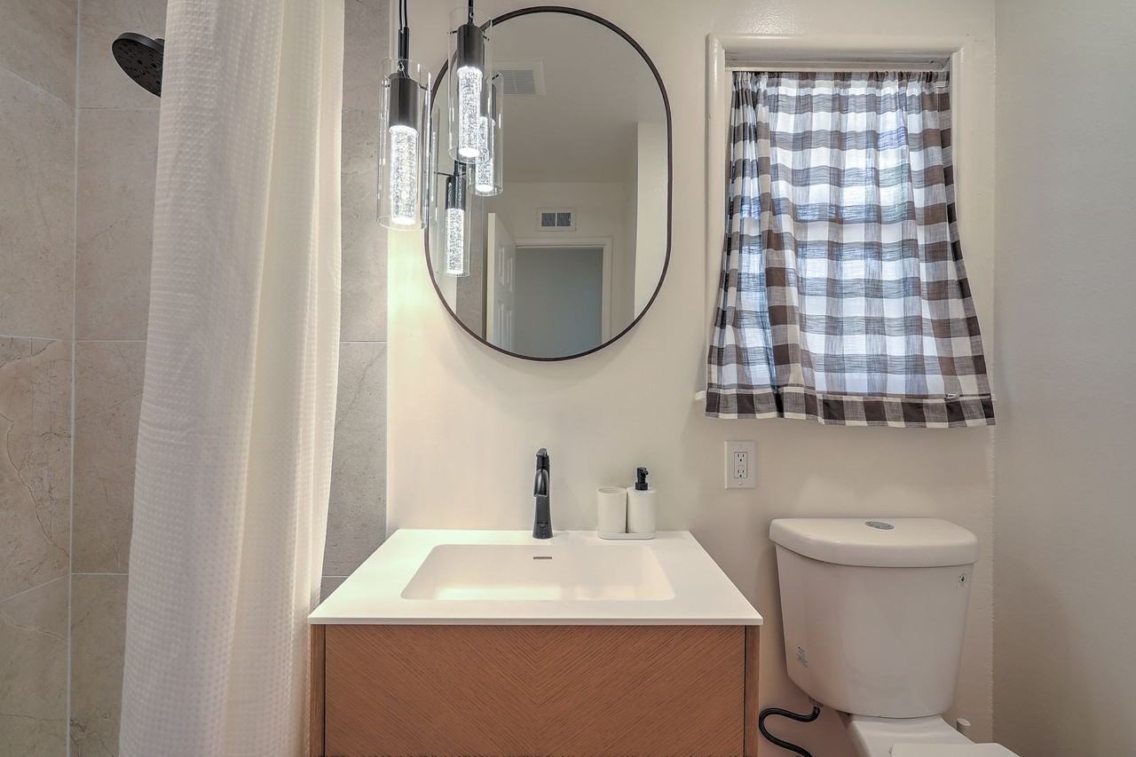 2891 Whitney St - Photo 6 of 7