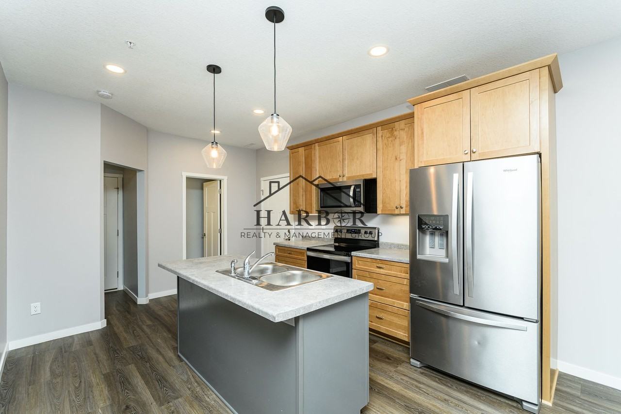 1503 4th Avenue Ln Ne