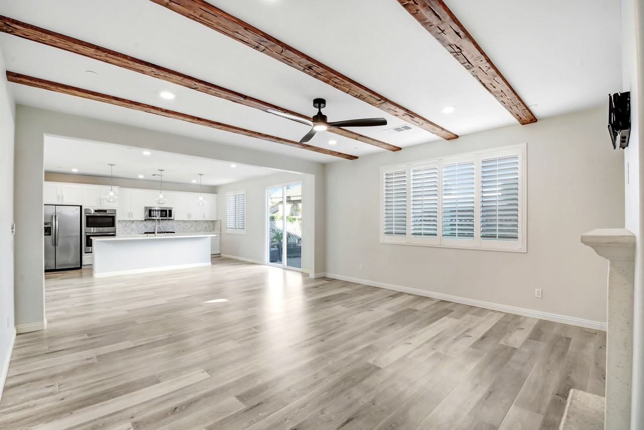 12128 Chandalar Cir - Photo 3 of 10