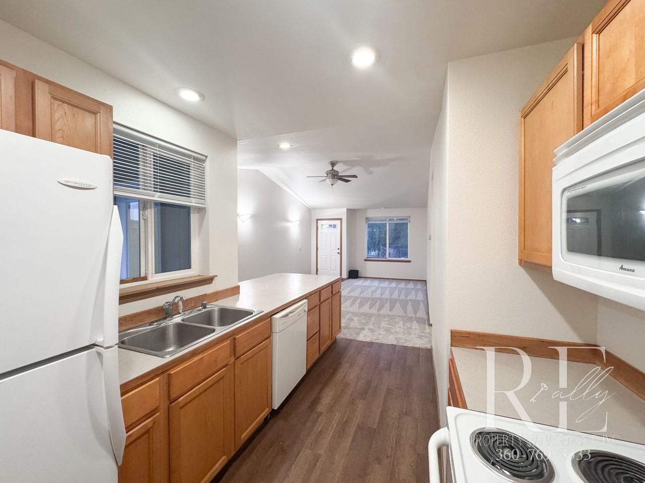 210 Poplar St #210 - Photo 5 of 15