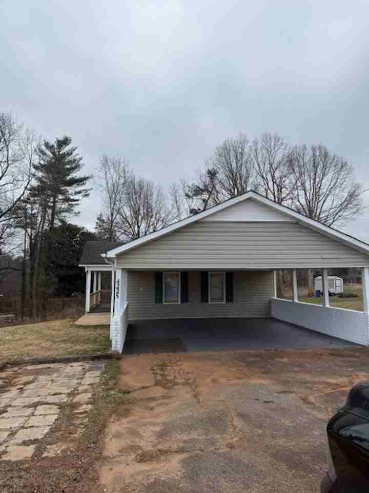 4225 Chambers Chapel Cir - Photo 2 of 16