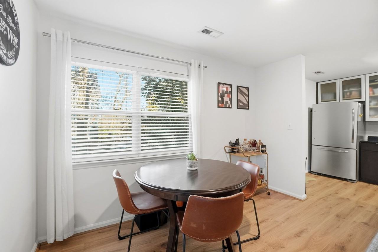 525 N Graham St #2F - Photo 6 of 18